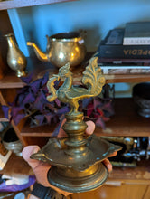 Load image into Gallery viewer, Antique Indian Bronze Deccan Oil Lamp