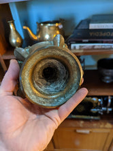 Load image into Gallery viewer, Antique Indian Bronze Deccan Oil Lamp