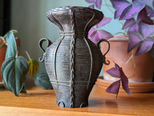Load image into Gallery viewer, 17th Century Japanese Bronze Basket