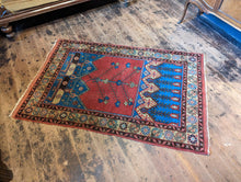 Load image into Gallery viewer, Early 20thC Turkish Yoruk Rug - Hand Knotted Wool