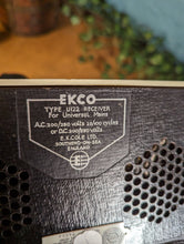 Load image into Gallery viewer, Ekco U122 Vintage Valve Radio
