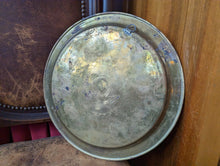 Load image into Gallery viewer, Damascene Brass Islamic Plait Charger Inlaid Copper and Silver Mamluk Revival