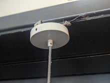Load image into Gallery viewer, Vintage Minimalist Pendant Light