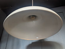 Load image into Gallery viewer, Vintage Minimalist Pendant Light