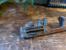 Load image into Gallery viewer, Antique Indian Kartal clapper