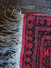 Load image into Gallery viewer, 7'1"x3'6" Vintage Afghan Ersari Hand Knotted Wool Rug - 217 x 108cm - Red