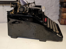 Load image into Gallery viewer, Barlock Model 17 1920's Typewriter