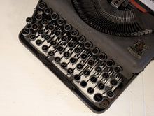 Load image into Gallery viewer, Imperial Good Companion Travelling Vintage Typewriter