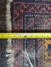 Load image into Gallery viewer, 4'3" x 2'8" Antique Nomadic Timuri Baluch Wool Rug - 130 x 86cm