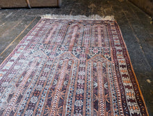 Load image into Gallery viewer, 4'8" x 3' Vintage Afghan Balouch Prayer Rug - 142 x 91