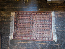 Load image into Gallery viewer, 4'8" x 3' Vintage Afghan Balouch Prayer Rug - 142 x 91