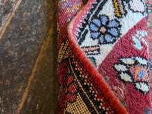 Load image into Gallery viewer, 5'2"x3'49" Vintage Hand Knotted Nomadic Hamidan Wool Rug - 159 x 120
