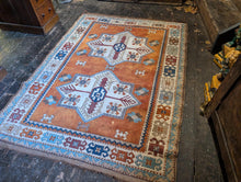 Load image into Gallery viewer, 2'2" x 4'5 Vintage Turkish Milas Wool Rug - 187 x 136cm