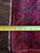 Load image into Gallery viewer, 5'7" x 3'3" Afghan Hand Knotted Wool Baluch Rug -170cm x 90cm