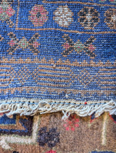 Load image into Gallery viewer, 6'7" x 3'11" Vintage Afghan Hand Knotted Wool Baluch Rug - 201cm x 120cm