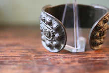Load image into Gallery viewer, Antique Bulgarian Ottoman Bronze Bracelet