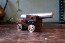 Load image into Gallery viewer, Vintage Miniature Brass Model Cannon