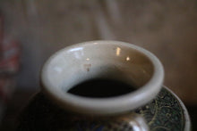 Load image into Gallery viewer, Early 20th.C Japanese Satsuma Porcelain Gold Gilded Vase