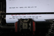 Load image into Gallery viewer, Royal Barlock Working Antique Typewriter
