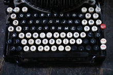 Load image into Gallery viewer, Royal Barlock Working Antique Typewriter
