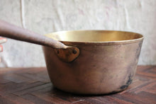 Load image into Gallery viewer, Antique Heavyweight Brass Saucepan - 8.25"