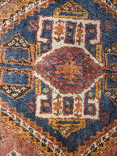 Load image into Gallery viewer, 69"x48" Vintage Hand Knotted Qashqai Wool Rug - 177 x 122cm