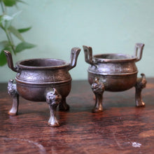 Load image into Gallery viewer, Pair of Japanese Bronze Censers - Meiji Period