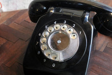 Load image into Gallery viewer, Vintage 1960's Plastic Rotary Telephone