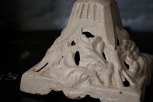 Load image into Gallery viewer, Victorian Cast Iron and Glass Oil Lamp Lantern