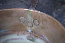 Load image into Gallery viewer, Antique Heavyweight Brass Saucepan - 10"
