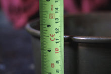 Load image into Gallery viewer, Antique Heavyweight Brass Saucepan - 10"
