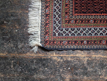 Load image into Gallery viewer, 5'5" x 2'9.5" - Vintage Afghan Balouch Wool Prayer Rug | Deep Red & Black Tones - 90 x 166 cm