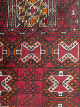 Load image into Gallery viewer, 3'10" x 1'6" Early 20th.C Afghan Balouch Prayer Rug - 114 x 62 cm