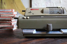 Load image into Gallery viewer, 1960's Buscom HL-21 Mechanical Pinwheel Calculator