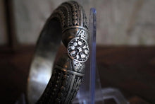 Load image into Gallery viewer, Early 20th Century Yemeni Rashaida Nickel Silver Bracelet