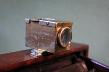 Load image into Gallery viewer, Victorian Quarter-Plate Mahogany Hand Camera Outfit with Brilliant Finder — 3 Dark Slides & Leather Case