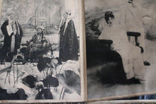 Load image into Gallery viewer, Early 20th C. Qing Imperial Court Accordion Photo Album