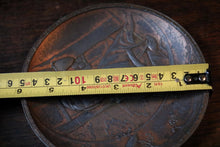 Load image into Gallery viewer, Early 20th-C Japanese Copper Relief Dish – Geisha/Bijin Interior Scene, ~15 cm