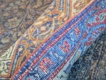 Load image into Gallery viewer, 6'1" x 4'8" - Vintage Kashan Floral Medallion Hand-Knotted Wool Rug – Soft Indigo, Terracotta & Cream – 187 x 142 cm