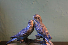 Load image into Gallery viewer, Early 20th.C Cold Painted Austrian Bronze Budgerigars Dish on Green Onyx – 10.5 cm (4.13") Diameter, 10 cm (3.94") Tall