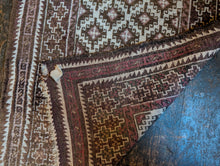 Load image into Gallery viewer, 2'9" x 4'11" - Vintage Afghan Baluch (Baluchi) Tribal Hand-Knotted Wool Rug - Soft Brown & Blush Geometric - 83 x 151 cm