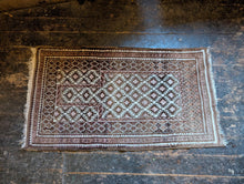 Load image into Gallery viewer, 2'9" x 4'11" - Vintage Afghan Baluch (Baluchi) Tribal Hand-Knotted Wool Rug - Soft Brown & Blush Geometric - 83 x 151 cm