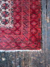 Load image into Gallery viewer, 2'12" X 4'5" - Vintage Afghan Baluch (Baluchi) Tribal Hand-Knotted Wool Rug - Madder Red, Ivory & Indigo - 91 X 135 Cm