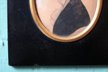 Load image into Gallery viewer, Antique Georgian Silhouette Portrait Of A Gentleman In Ebonised Frame - 13 x 14.5 cm