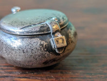 Load image into Gallery viewer, Antique Silver Sovereign Case - Circular Pocket Coin Holder With Hinged Cover