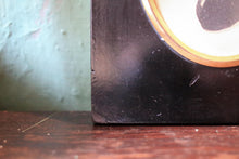 Load image into Gallery viewer, Antique Georgian Silhouette Portrait Miniature – Gentleman – Ebonised Frame 13 x 14.5 cm