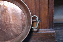 Load image into Gallery viewer, Large Antique Copper Serving Tray – Oval With Brass Handles – 60 x 40 cm Rustic Kitchen Decor
