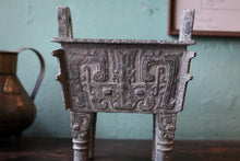 Load image into Gallery viewer, Antique Chinese Bronze Ding Vessel - Censer / Planter - 21cm