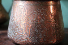 Load image into Gallery viewer, Antique Moroccan Engraved Copper Cachepot Planter - Hand Worked Copper Vessel - 15cm x 14cm