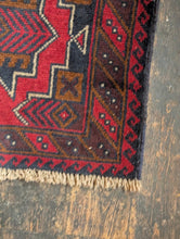 Load image into Gallery viewer, 4'7" x 2'11" - Antique Afghan Baluch Hand-Knotted Wool Rug - Madder Red & Indigo Tribal Geometric Rug - 141 x 89 cm